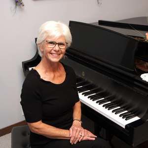 Meet your Posher, Linda